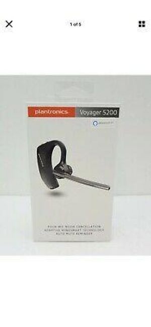 Plantronics Voyager 5200 Bluetooth 4 Mic NC Smartphone Headset - Brand New Box